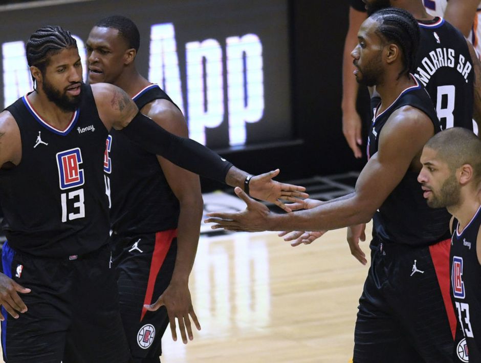 火箭终于赢了!KD战斧劈扣 末节一波流收割比赛