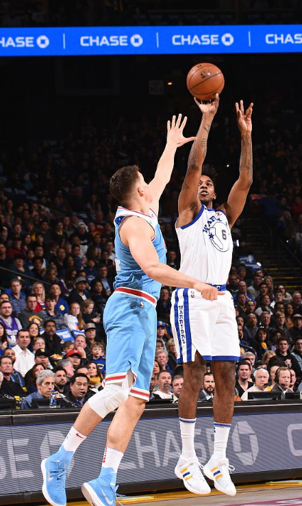 厂商财报的 厂商财报的